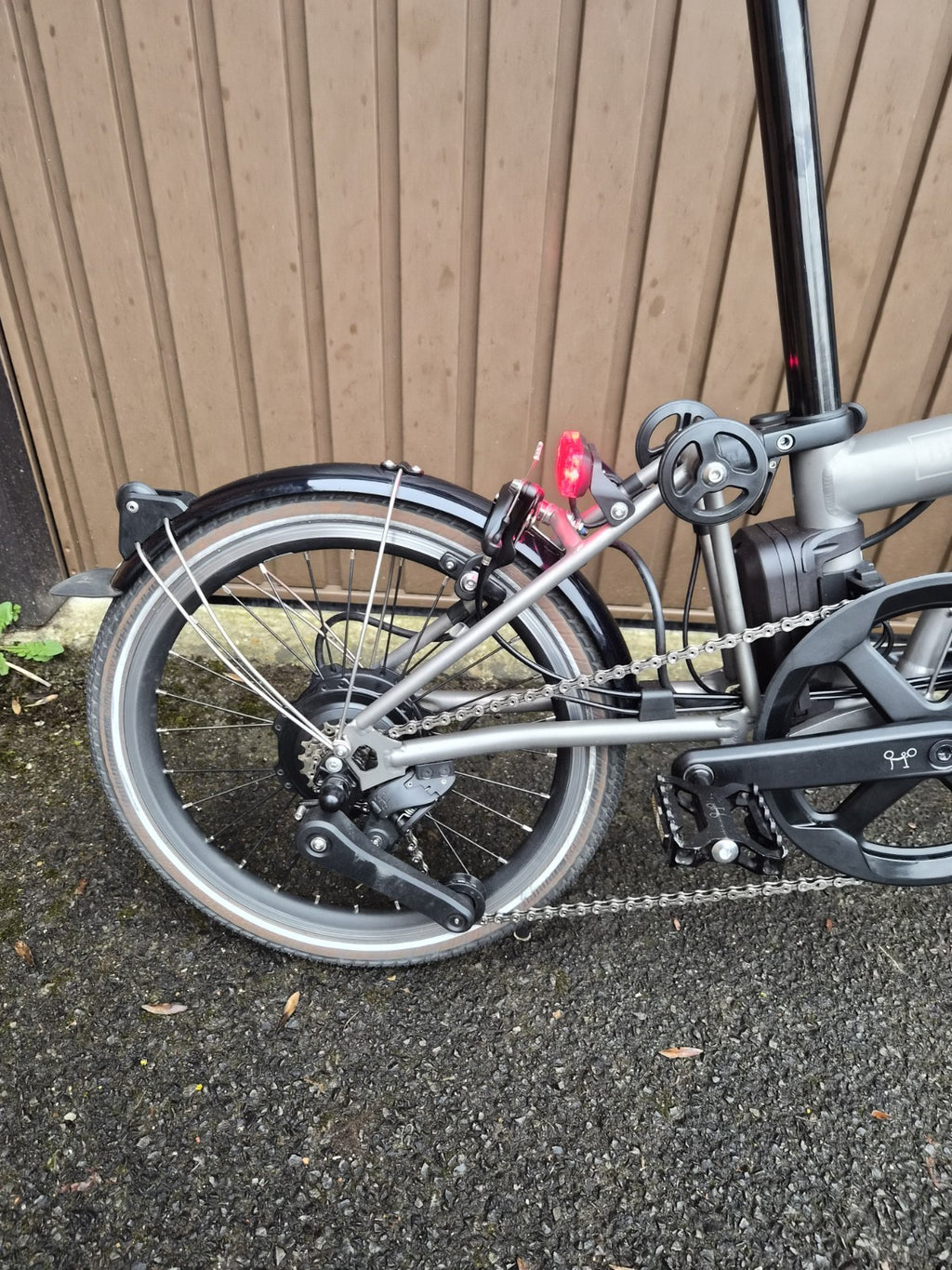 Brompton Folding T Line Electric E Motiq 4 Speed Blasted Titanium mid handlebars