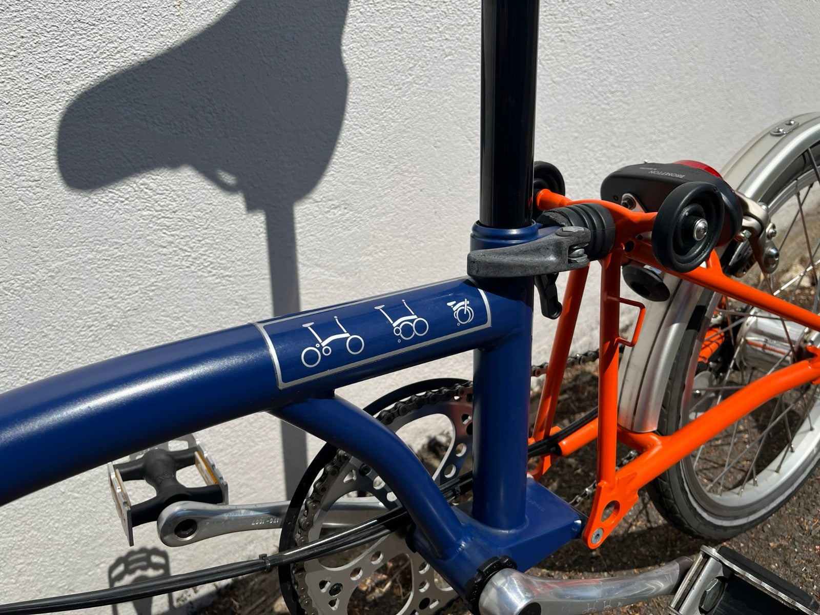 Brompton M3L C Line Dynamo Light 3 speed Navy Blue Red M-type Folding Bike
