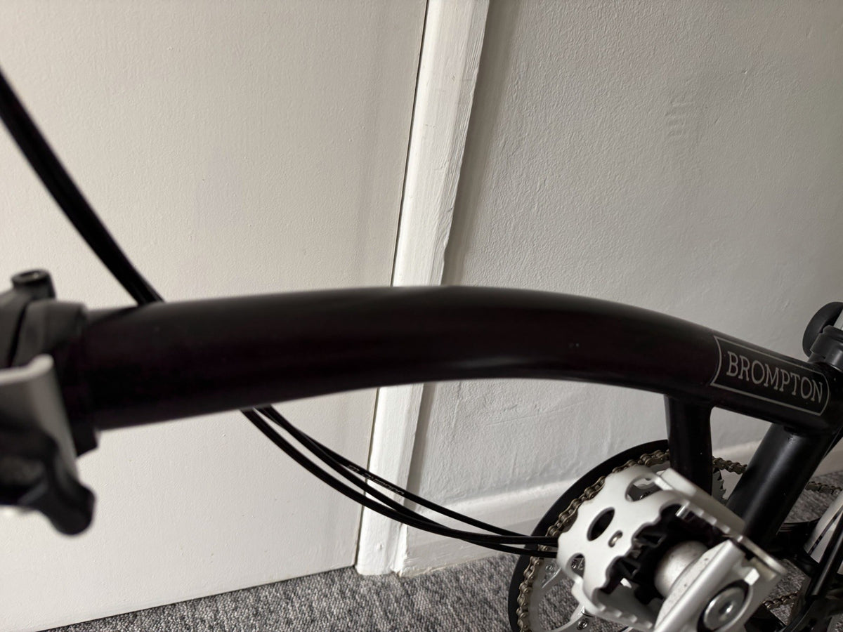 Brompton C Line H6R (6 Speed) folding bicycle - Black (MINT CONDITION!)