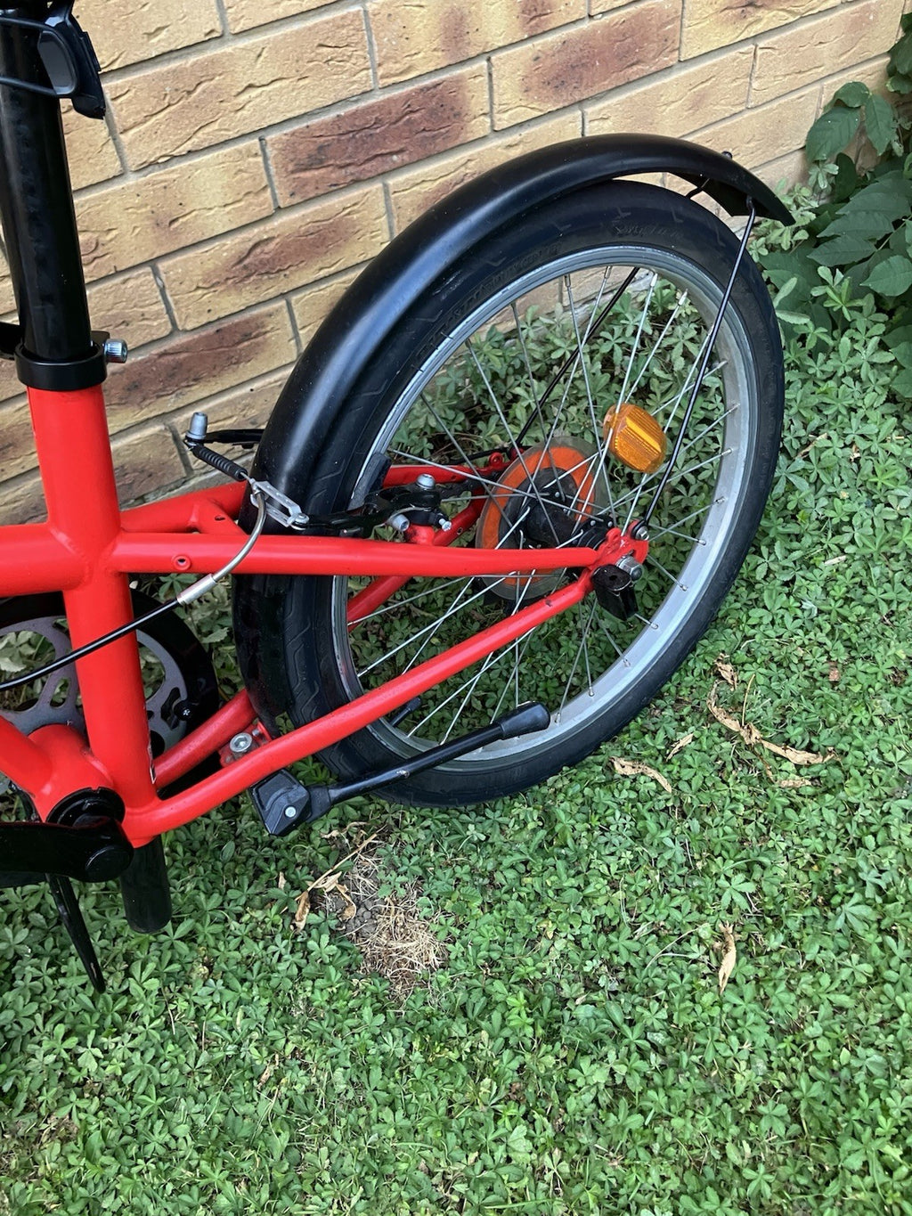 BTWIN Folding Bike 20″ | Urban Commuter Bicycle | 6-Speed Bike | Great for City