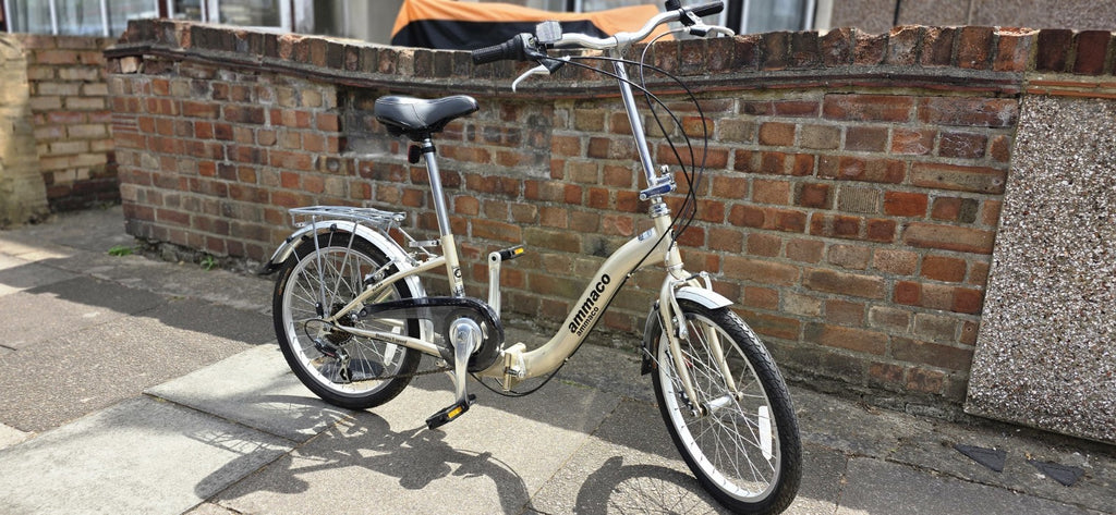 Ammaco Folding Cycle 20 Inch Wheel,great Condition.neat Clean Some Accesories .