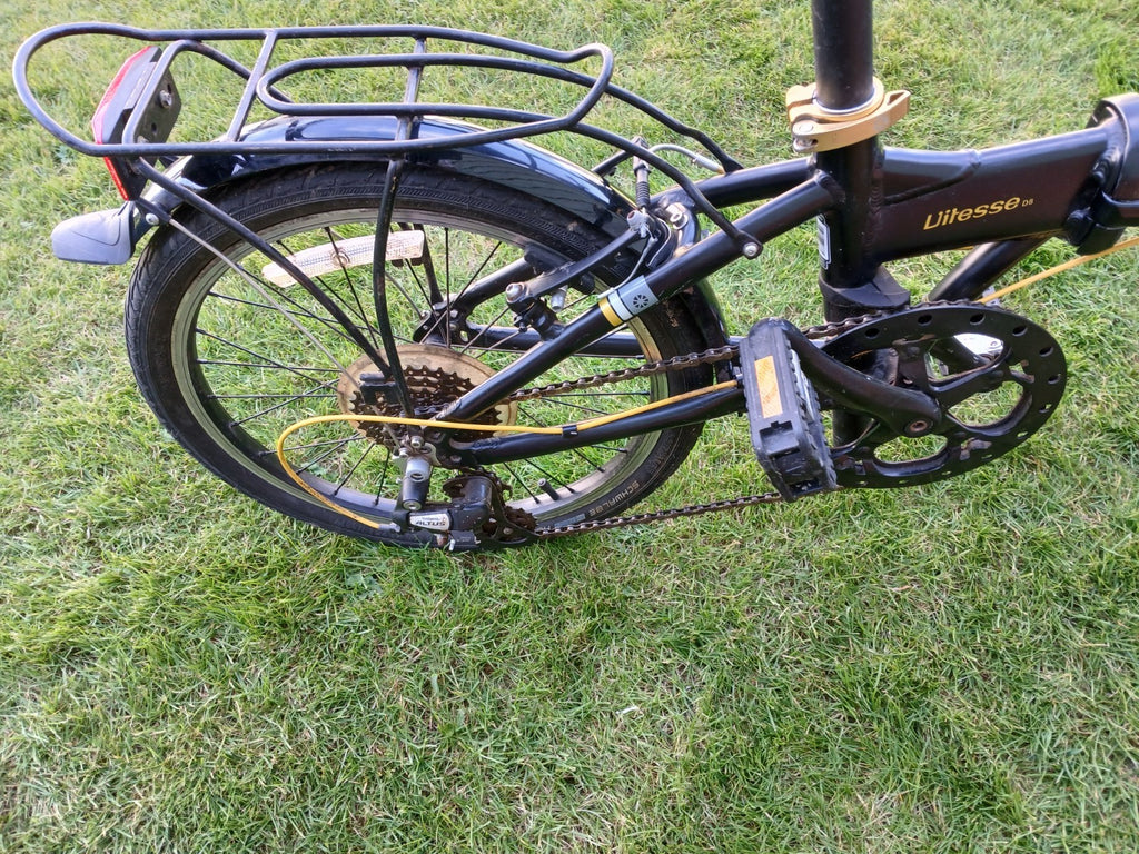 Dahon Vitesse D8 Folding Bike, 8 gears, alloy frame