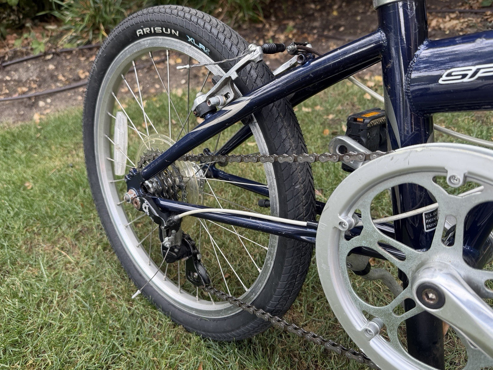 Dahon Speed D7 Folding Bike 7-Speed SRAM Grip Shift