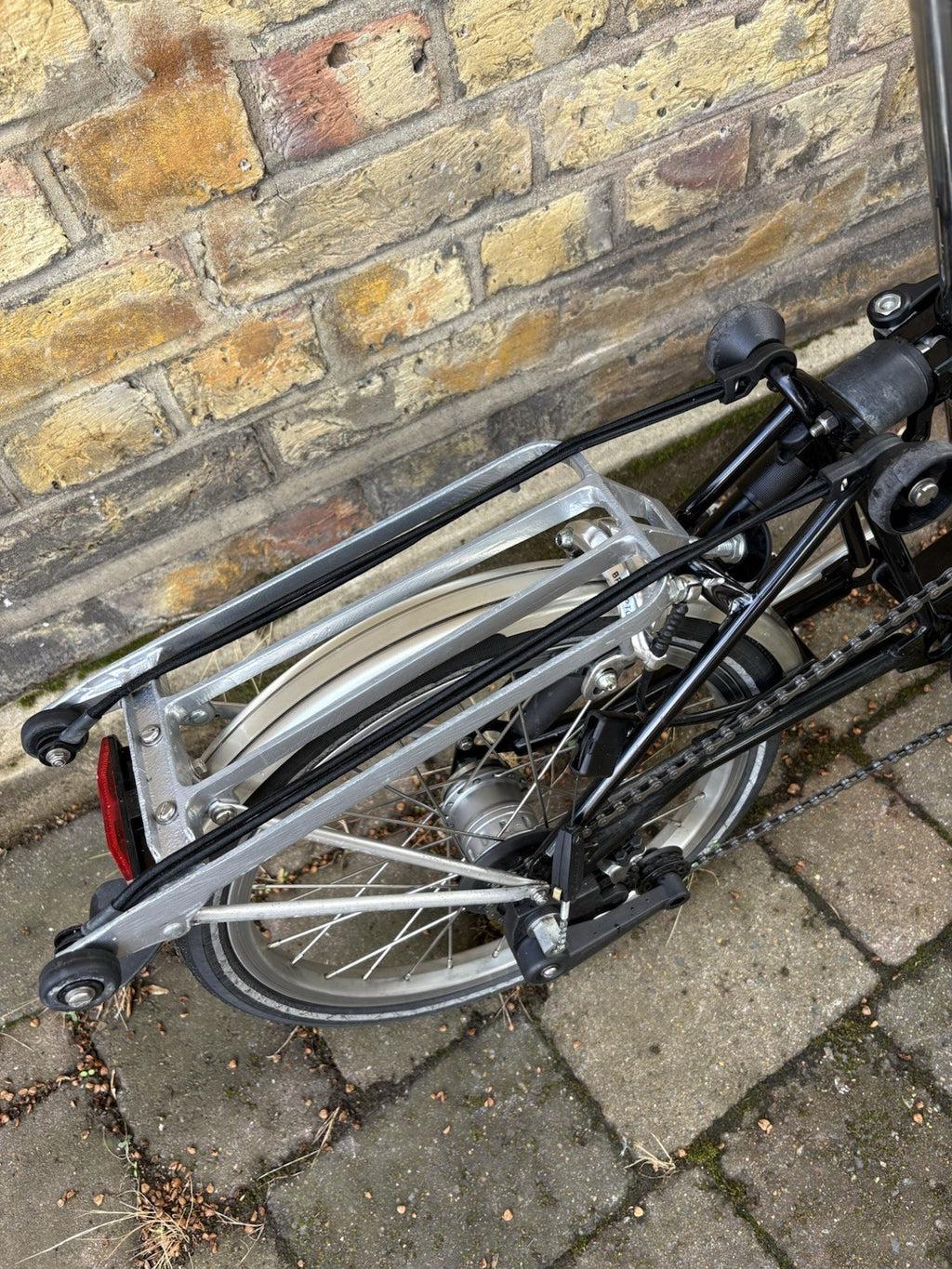 Brompton M6R Folding Bike 6-Speed - Black, w/ Mudguards and Rack - GC