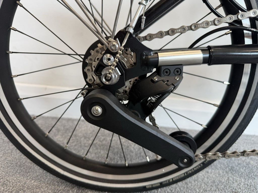 Brompton Folding Bike 12 Speed P Line Low Bar Excellent Condition Black P Line