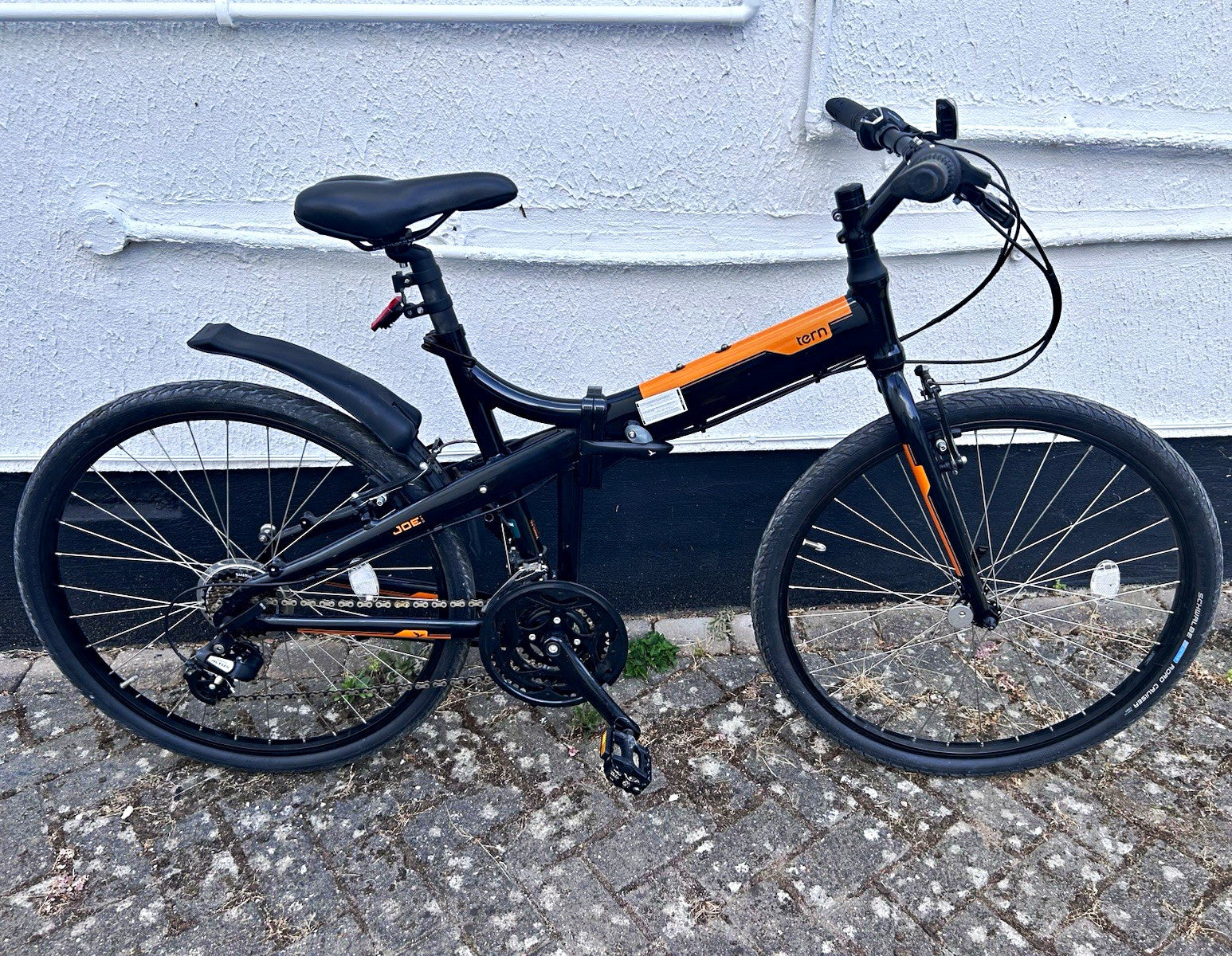 Tern Joe C21 15 26in Folding Bike w/ Mudguards, Black/Orange