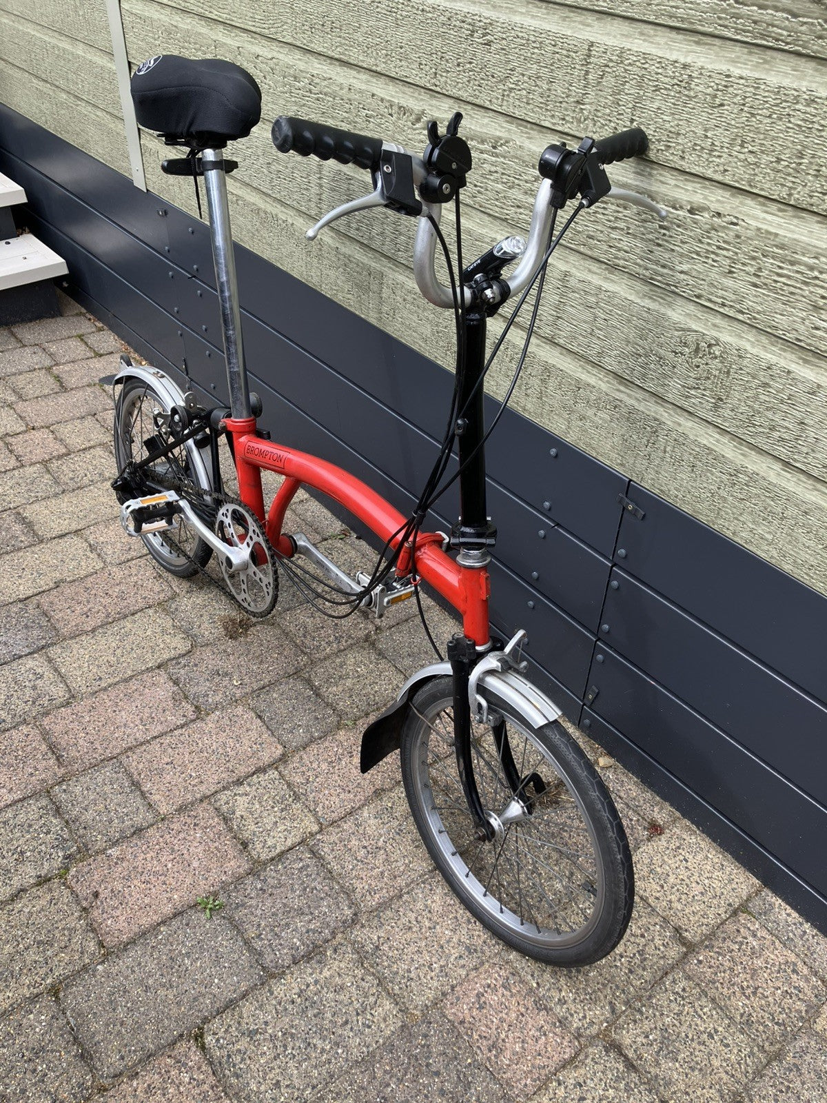 Brompton M6L Folding Bike Red