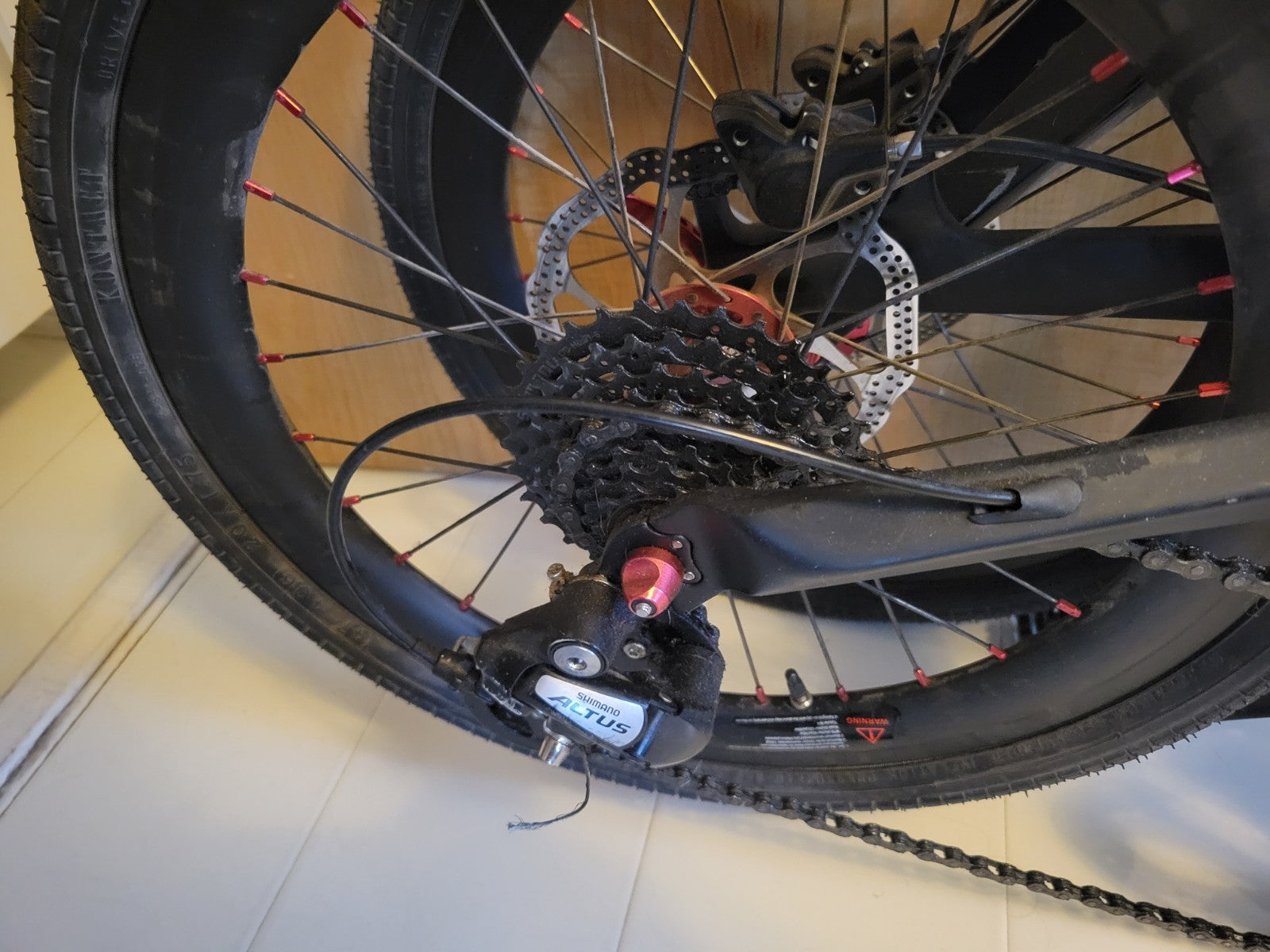 Full Carbon Fibre Foldable Bike 20", matt black, free pumps & lubriacnt
