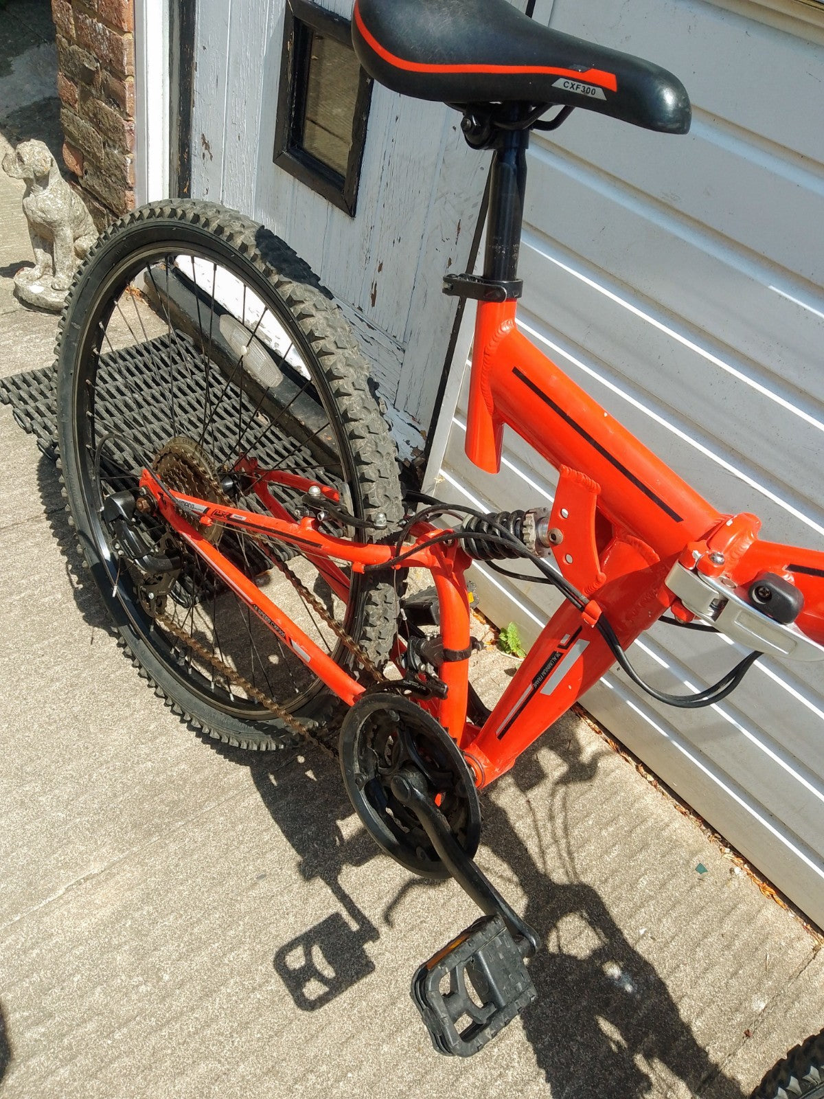 Cross Folding Bike Compact Easy Storage 18 Speed Shimano Gears
