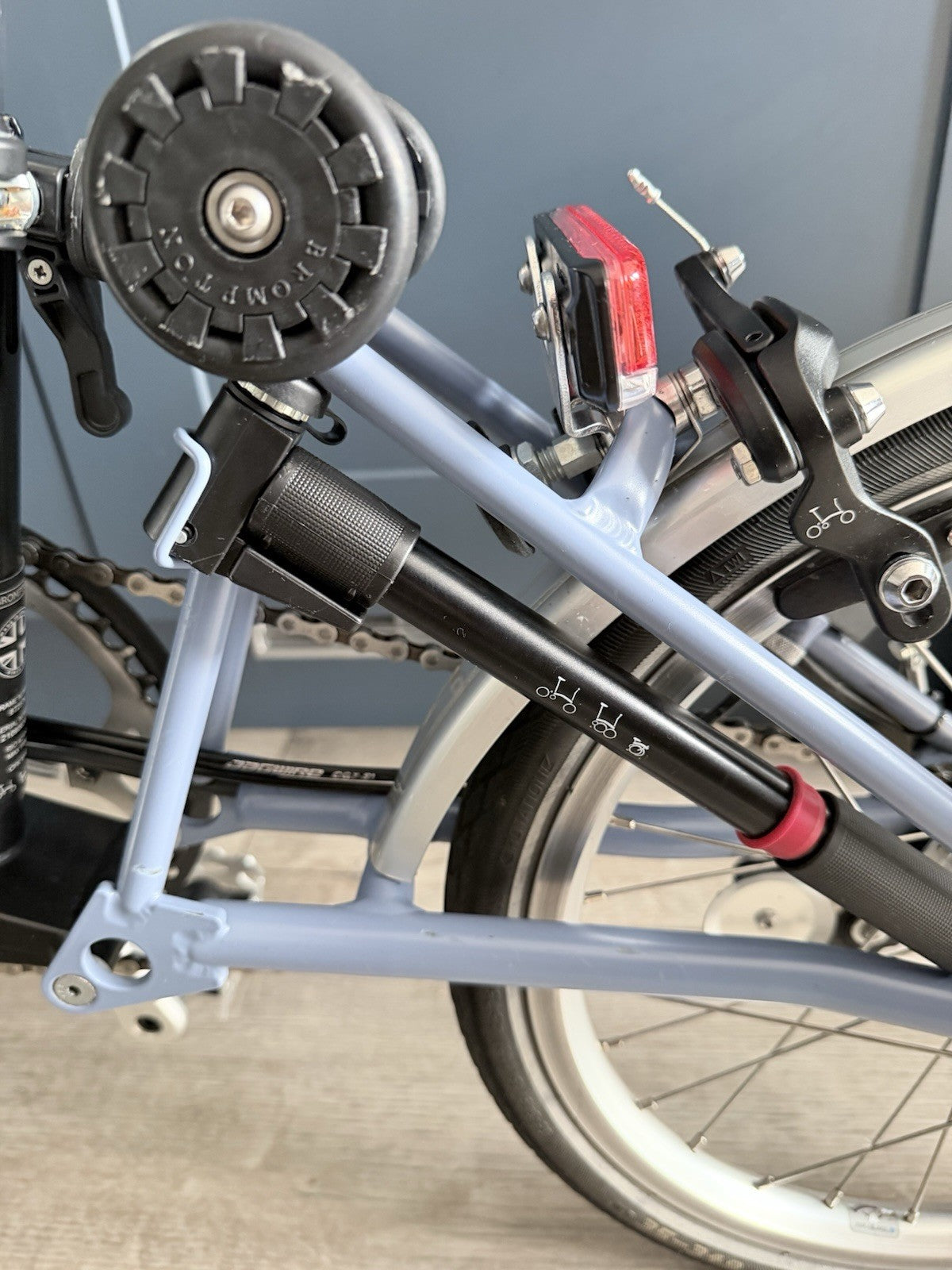 Brompton C Line Explore 3 - Speed, excellent c., Dynamo Lights, Quick Sale