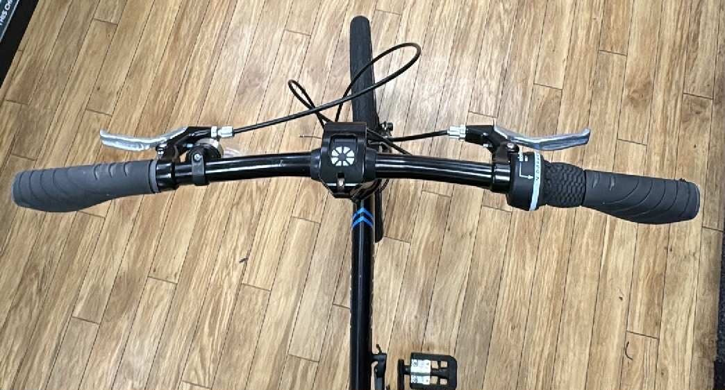 Dahon VYBE D7 S Folding City Bike *READ DESCRIPTION*