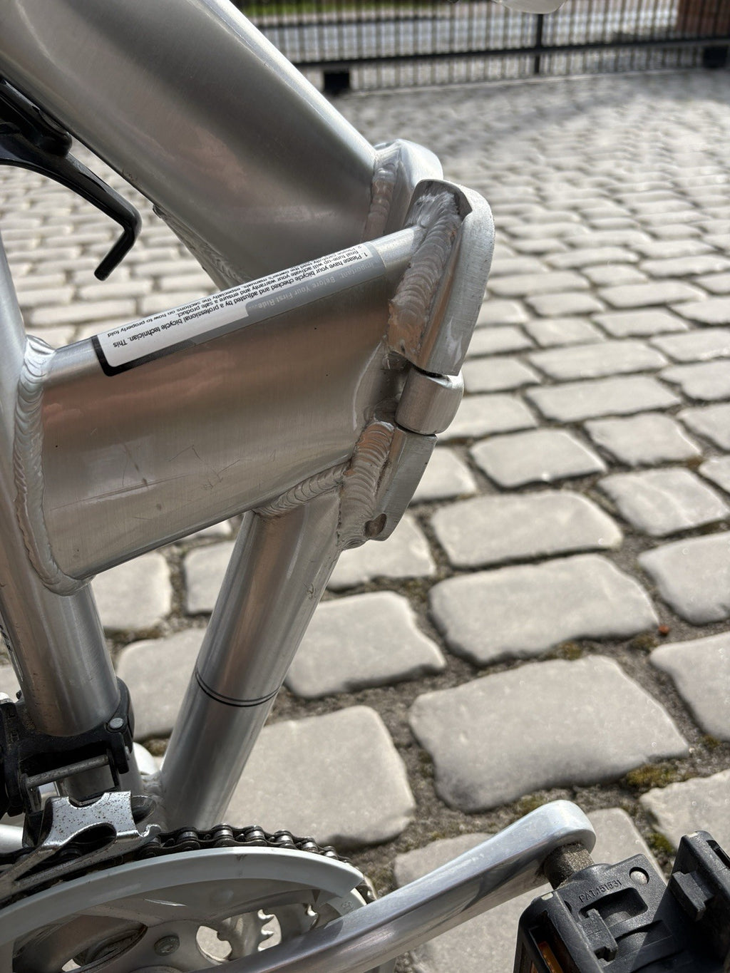 Dahon Espresso Folding Bike 26in wheels silver