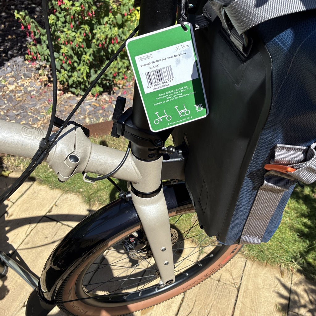2025 Brompton G Line (Medium) – Traildust White with Roller Rack & Bag Included