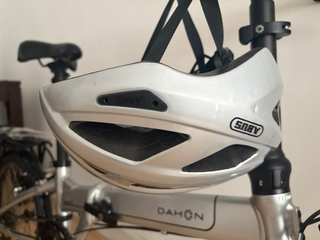 Dahon Mariner D8 20" Silver 8-Speed Folding Bike Lightweight