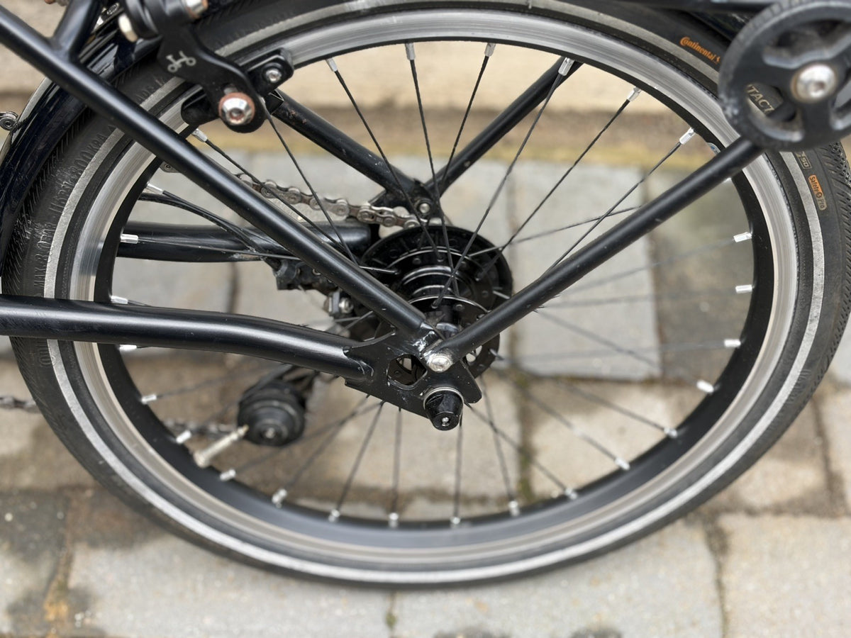Brompton P Line 4-Speed 2023 Folding Bike Midnight Black