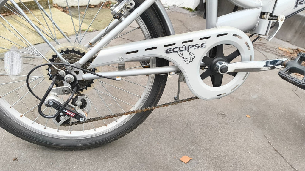 Raleigh Eclipse Folding Bike Shimano 6 Speed Gears - Silver color - Used