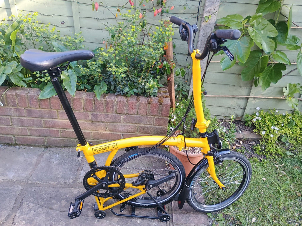 Brompton C Line 12-Speed In Bumblebee Yellow with Accessories and box 2025