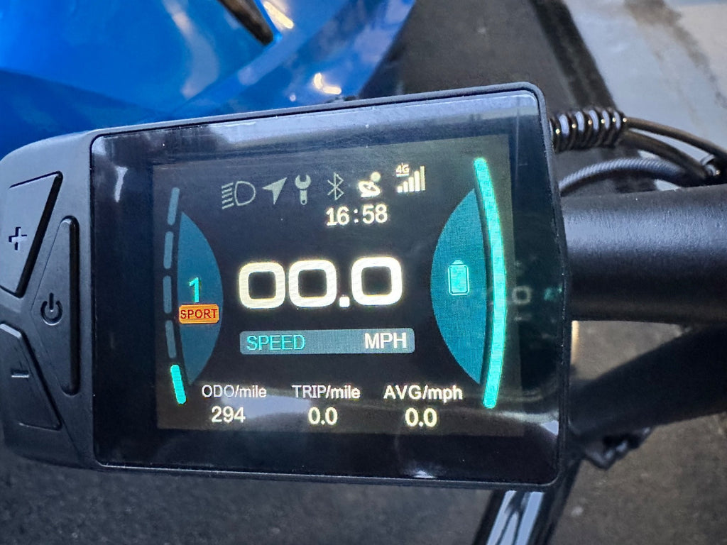 USED LOW MILEAGE ADO Air Carbon 250W BAFANG Motor 25km/h 36V/9.6Ah Torque Sensor