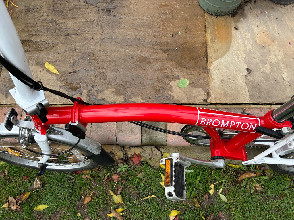 Brompton M3L (3 Speed) Folding Bicycle - Red/White London - Essex
