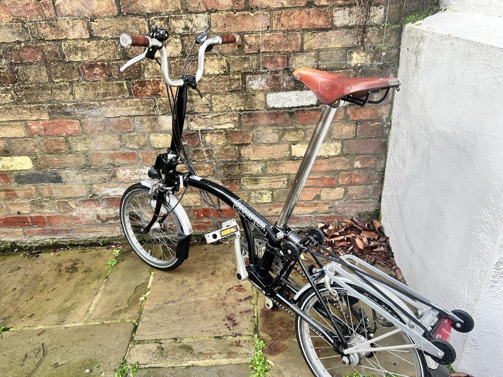 Brompton Folding Bike – 3 Speed – With Rack & Brooks Saddle – Good Condition