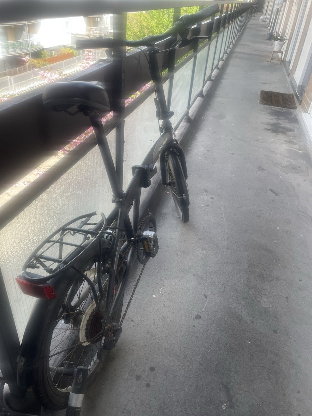 Raleigh Evo 2 Folding Bike 7-Speed