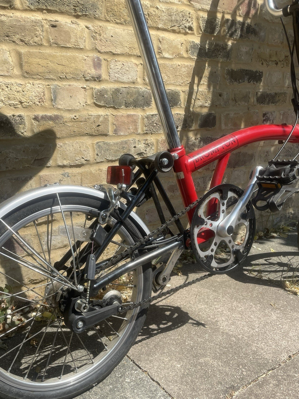 Brompton M3L Folding Bike - Red/Black