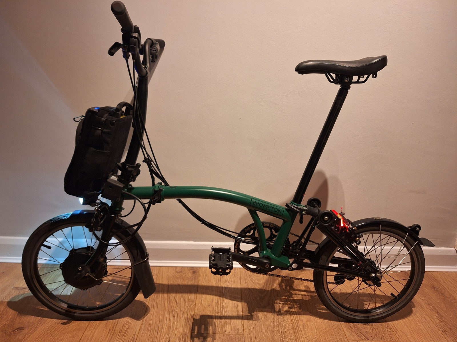 Brompton Electric C Line 6-Speed Racing Green