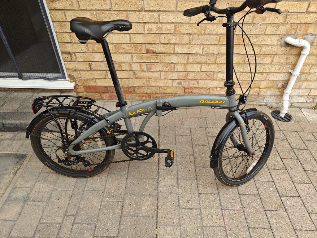 RALEIGH EVO 2 ADLUTS FOLDING BIKE