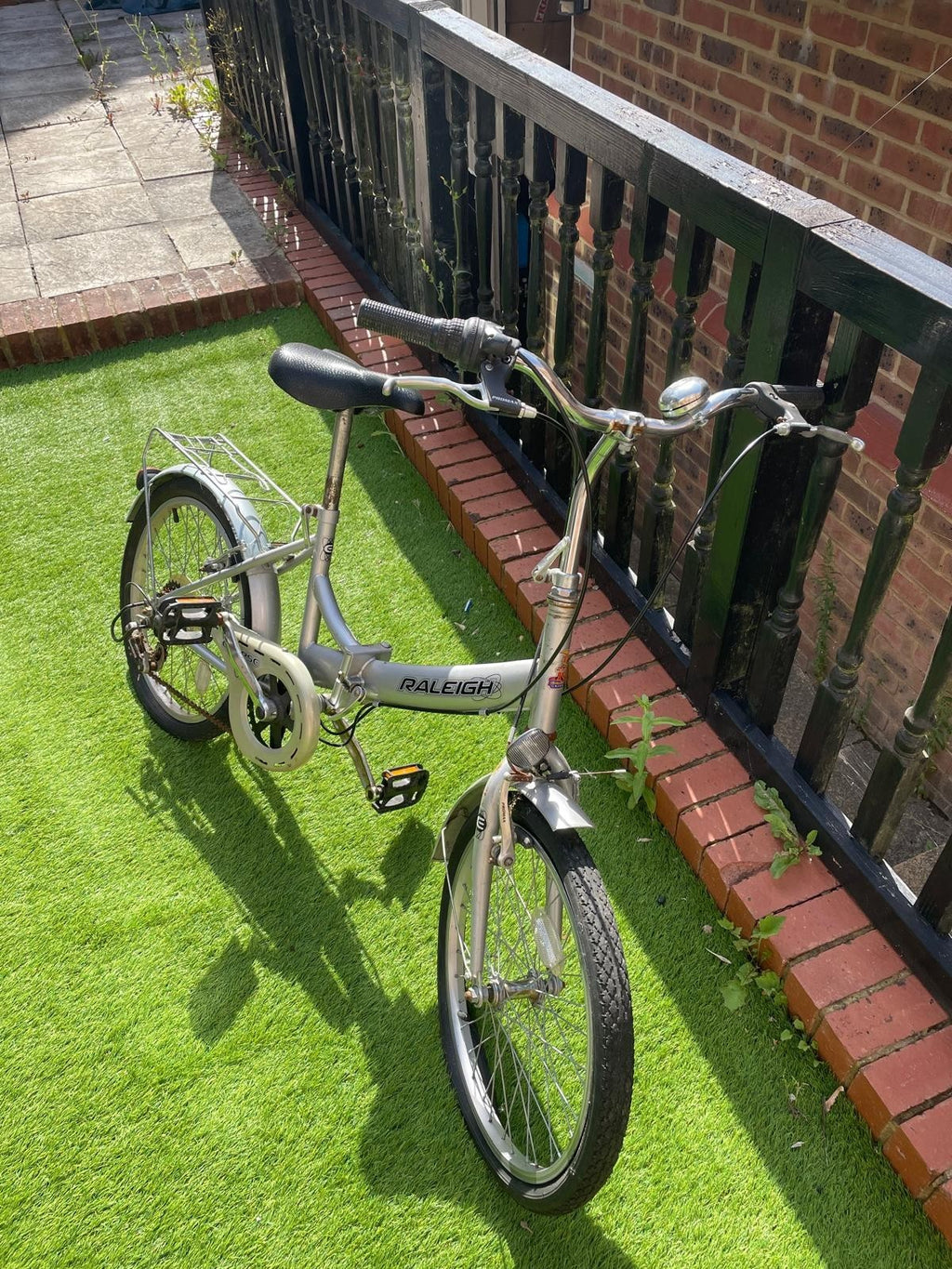 Raleigh Eclipse - 6 Speed Folding Bike