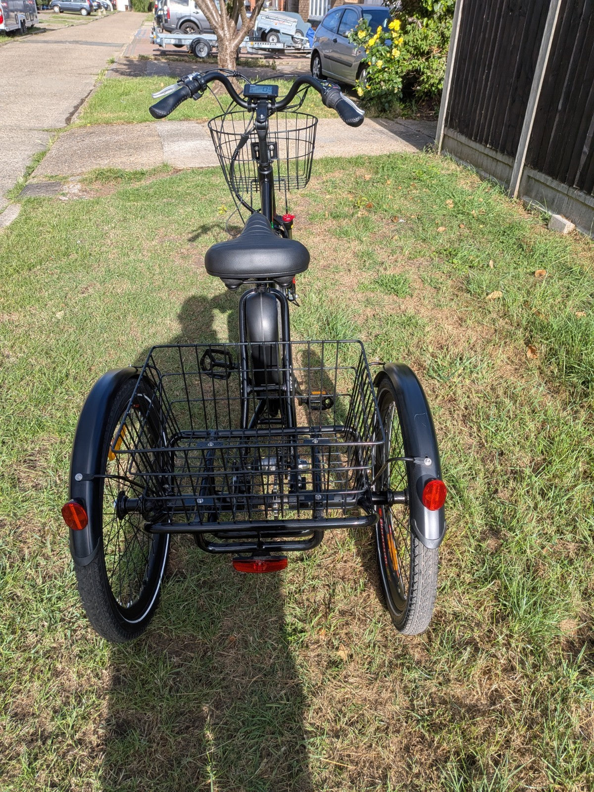 Jorvik Folding 'E' Tricycle,24inch Wheels, Low Usage, Delivery Possible