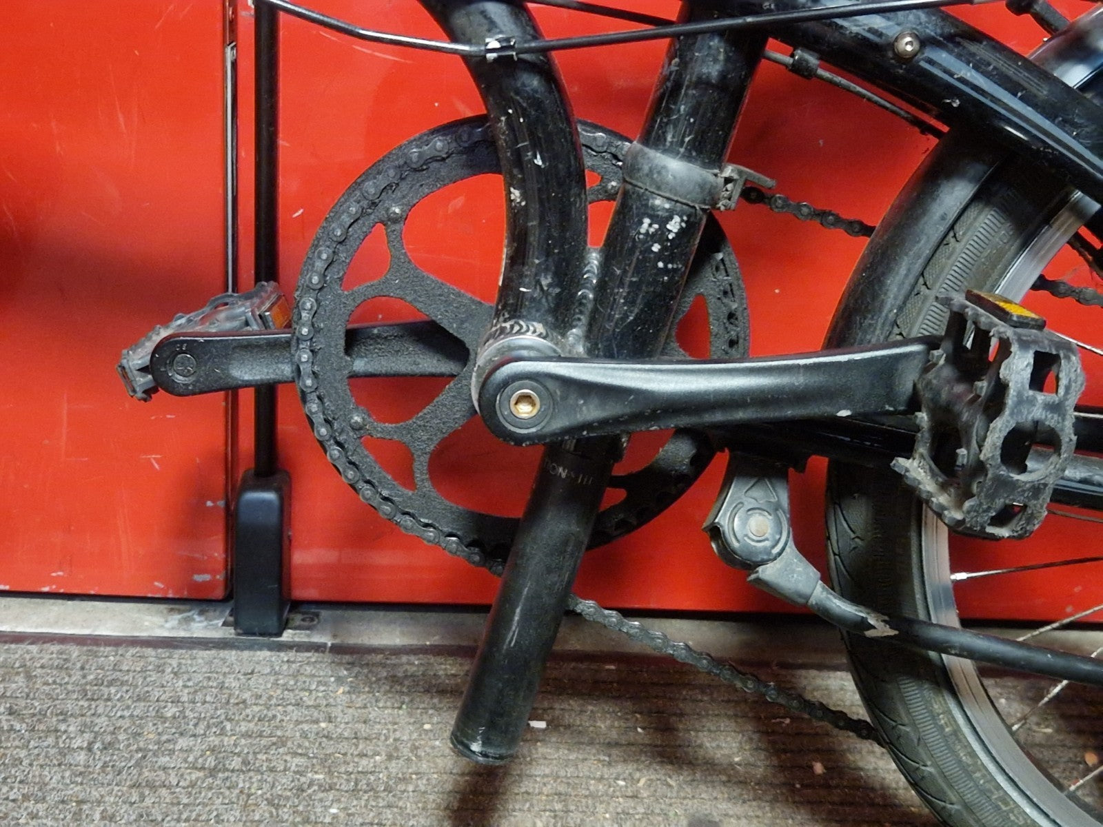 Tern Link B7 Folding Bike - Great for Public Transport - Compact Storage