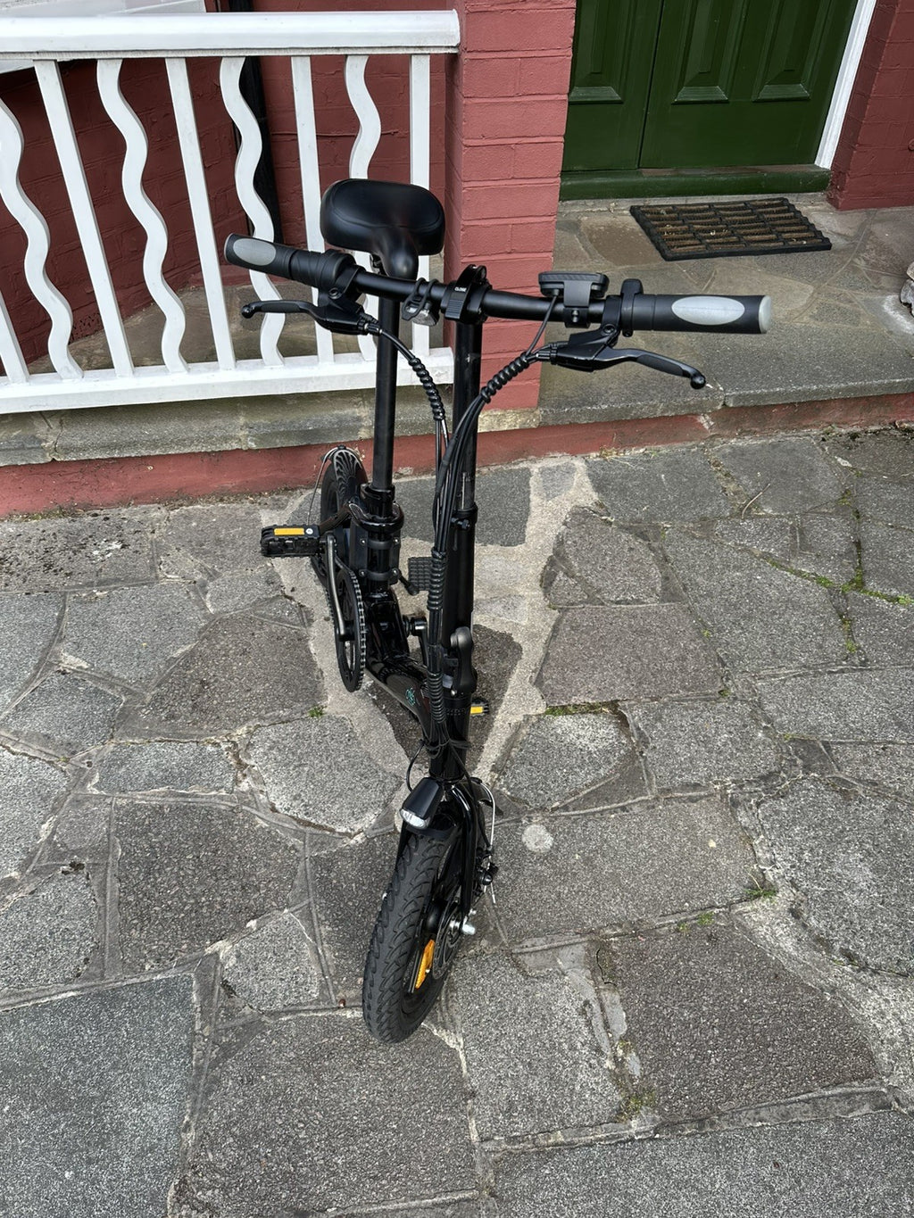 Fiido D3 Pro Mini Folding Commuter Bike — Great Condition Twist and Go