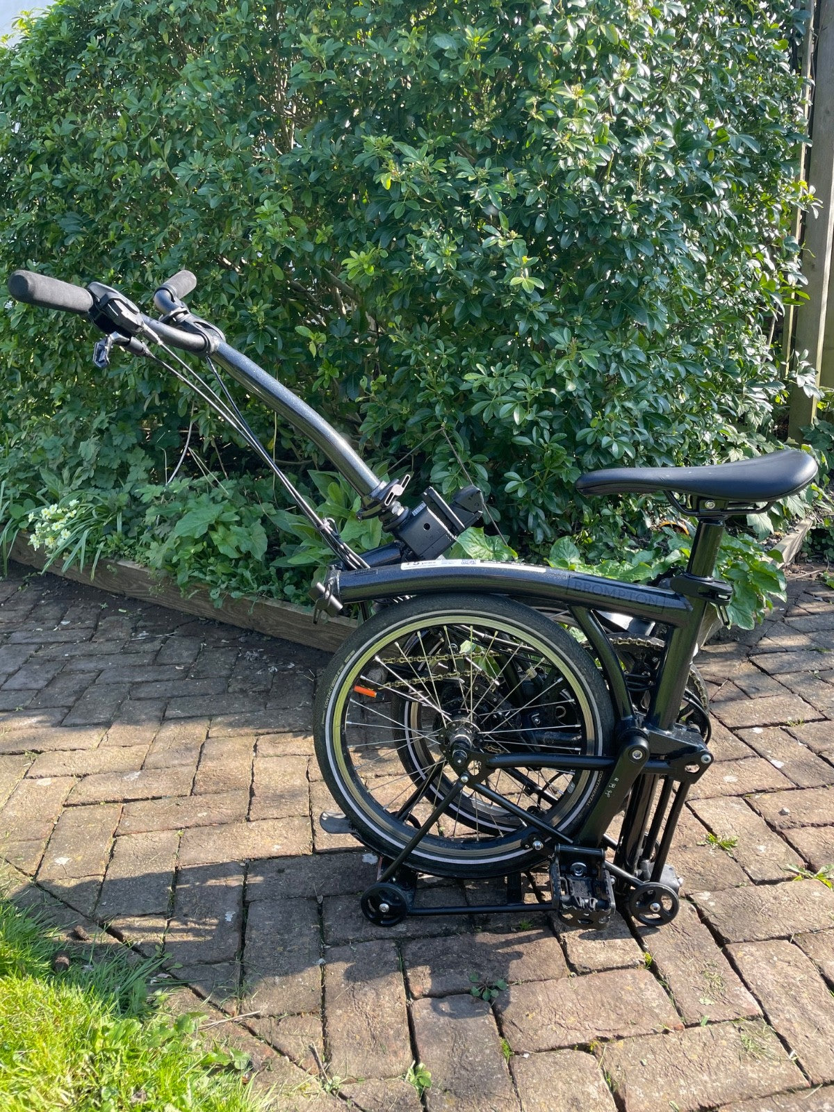 BROMPTON P LINE 4 SPEED E FOLDING BIKE