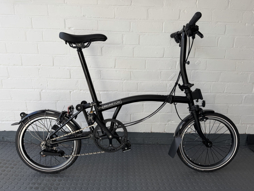 Brompton C-Line 2024 - Satin Black - Low Bars - Never Used Excellent Condition