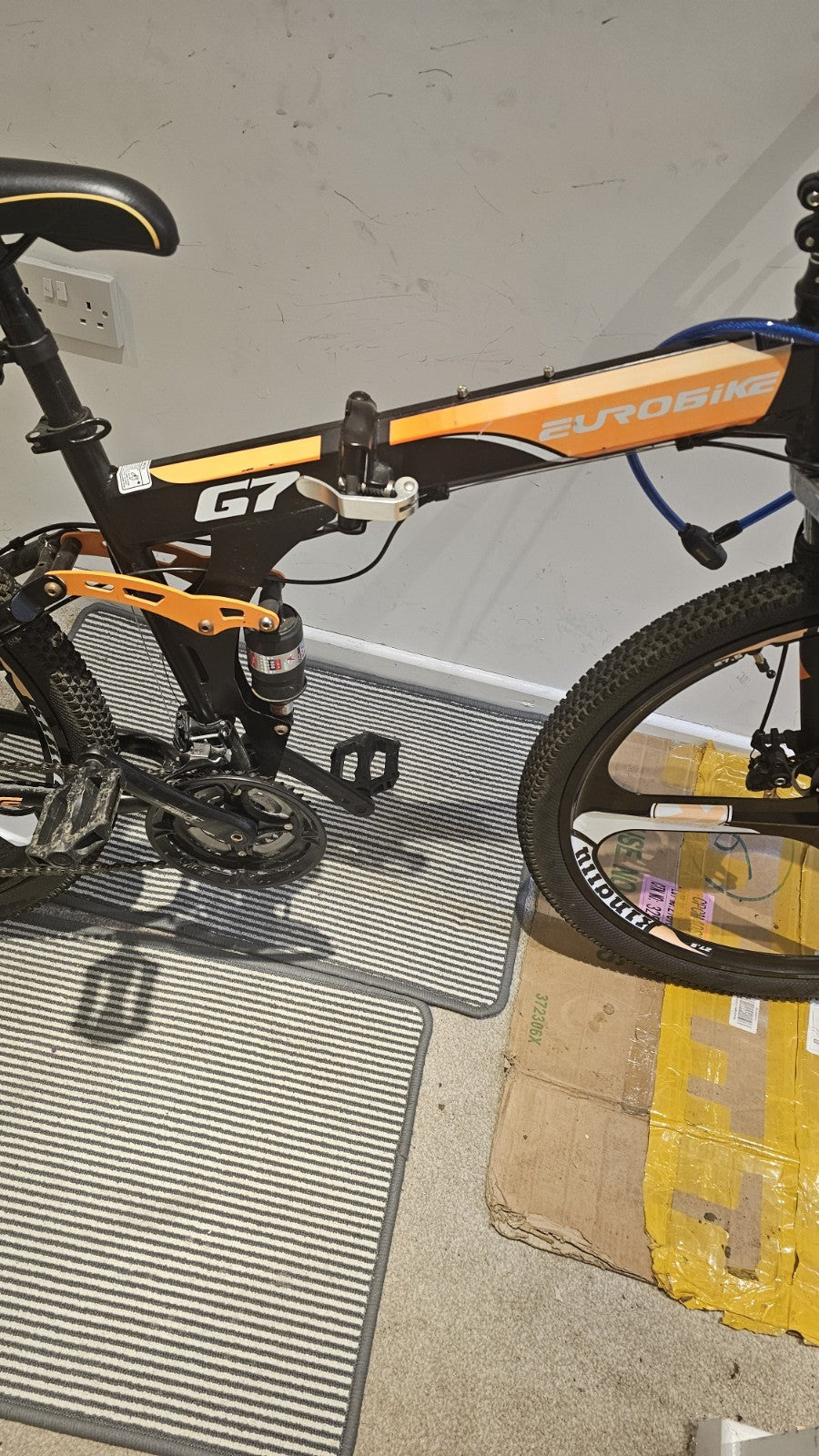 Eurobike G7 Folding Mountain Bike Dual Disc 17" Frame, 27.5" Wheels