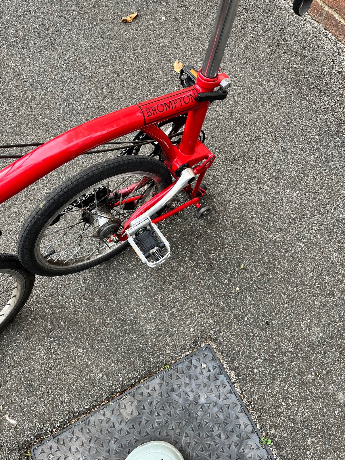 Brompton Red 3 speed M3L folding bike bicycle