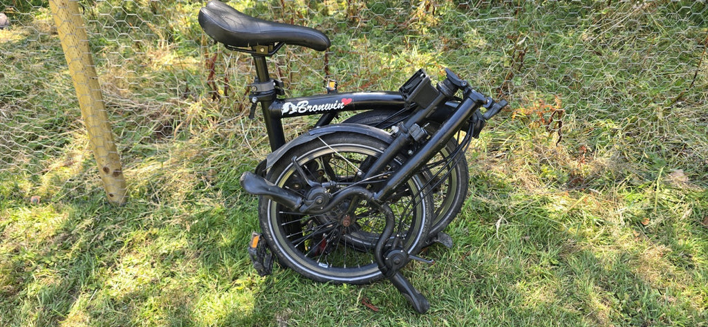 Brompton Folding Bike 6 speed BWR Gears