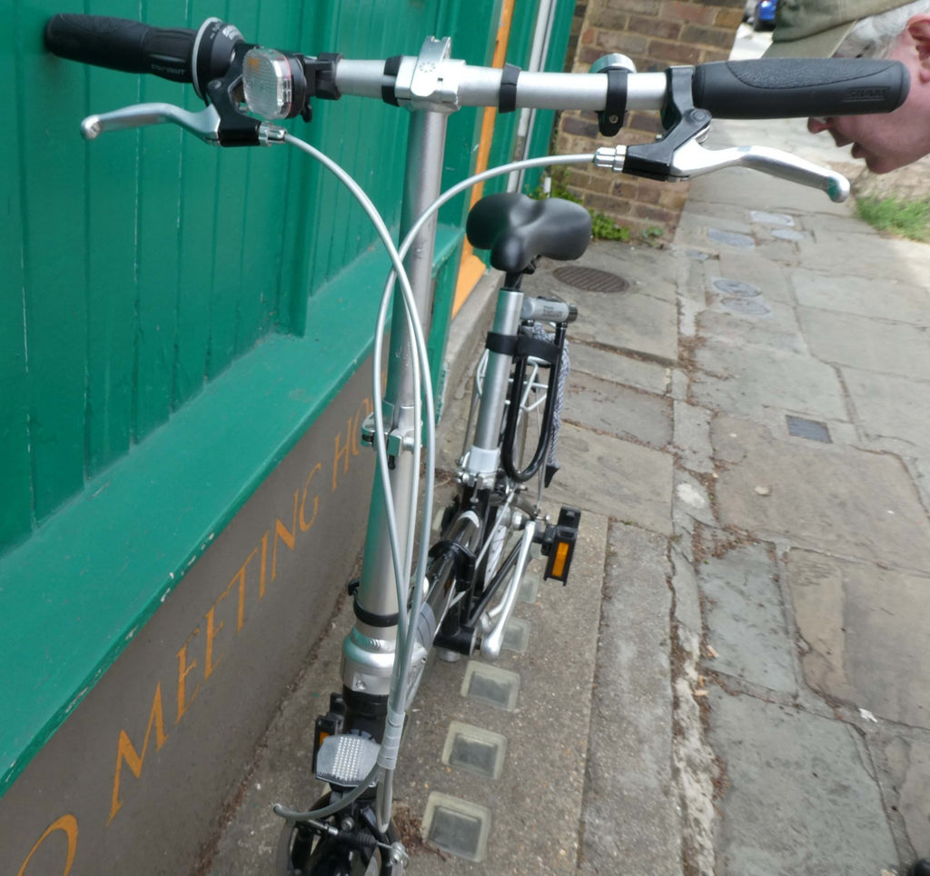 Dahon D7 4130 Folding Bike - * Nice Condition * Ready for hot weather *
