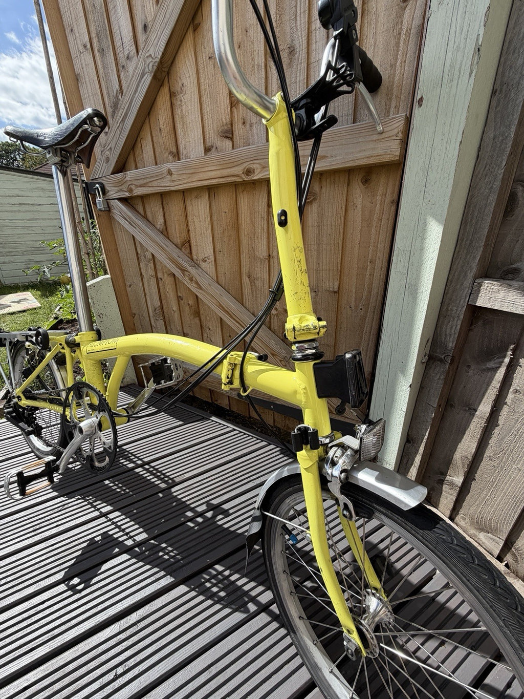 Brompton M6R Folding Bike - 6 Speeds - Yuzu Lime Rear Rack Carrier Block