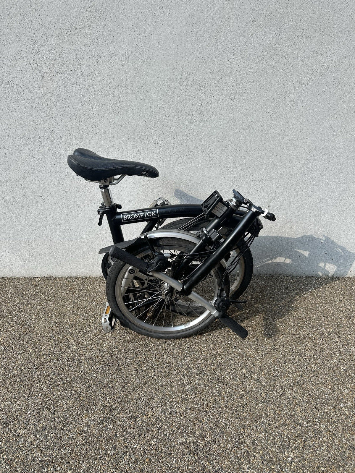 Brompton Folding Bike Black 2021 6 Speed - Very good condition - collection only
