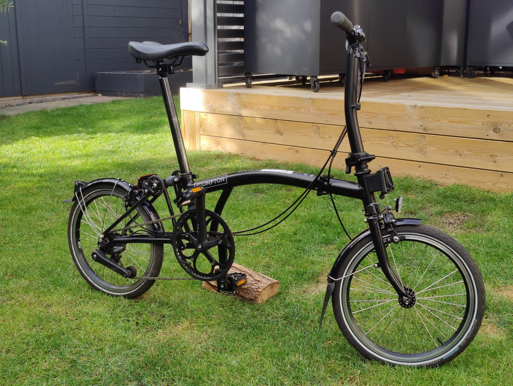 Brompton C Line 4 Speed in Black includes Litelok X1 Plus and Brompton toolkit