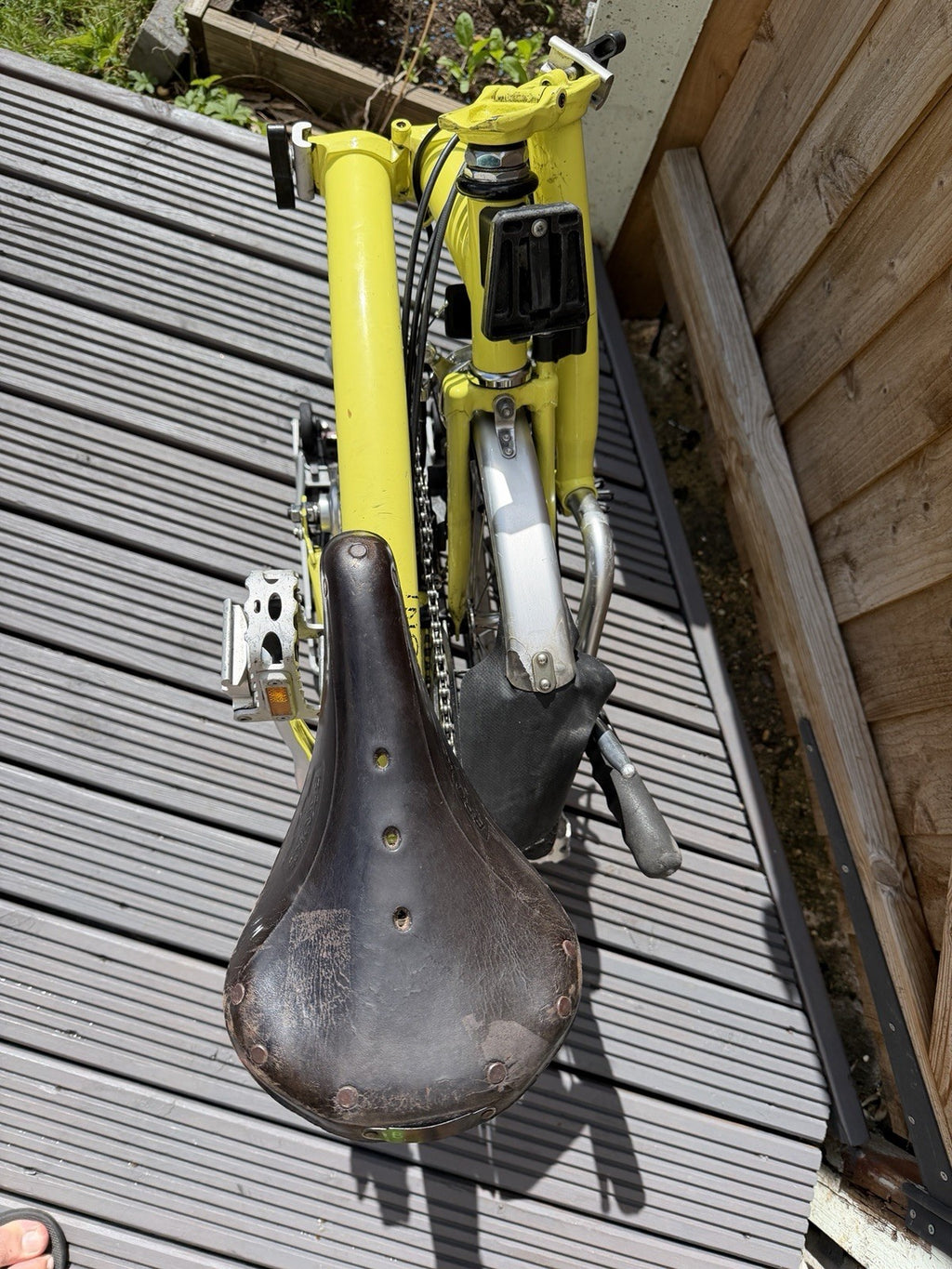 Brompton M6R Folding Bike - 6 Speeds - Yuzu Lime Rear Rack Carrier Block
