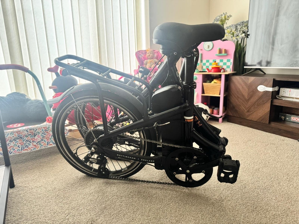 Raleigh Folding Bike Black 20in Mechanical Disc Brakes Rear Rack Mudguards