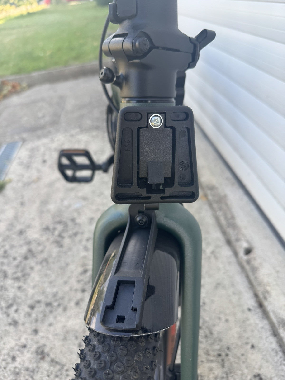 Brompton G Line 8-Speed (Large) 2026, Under 10 Miles, tools, warranty