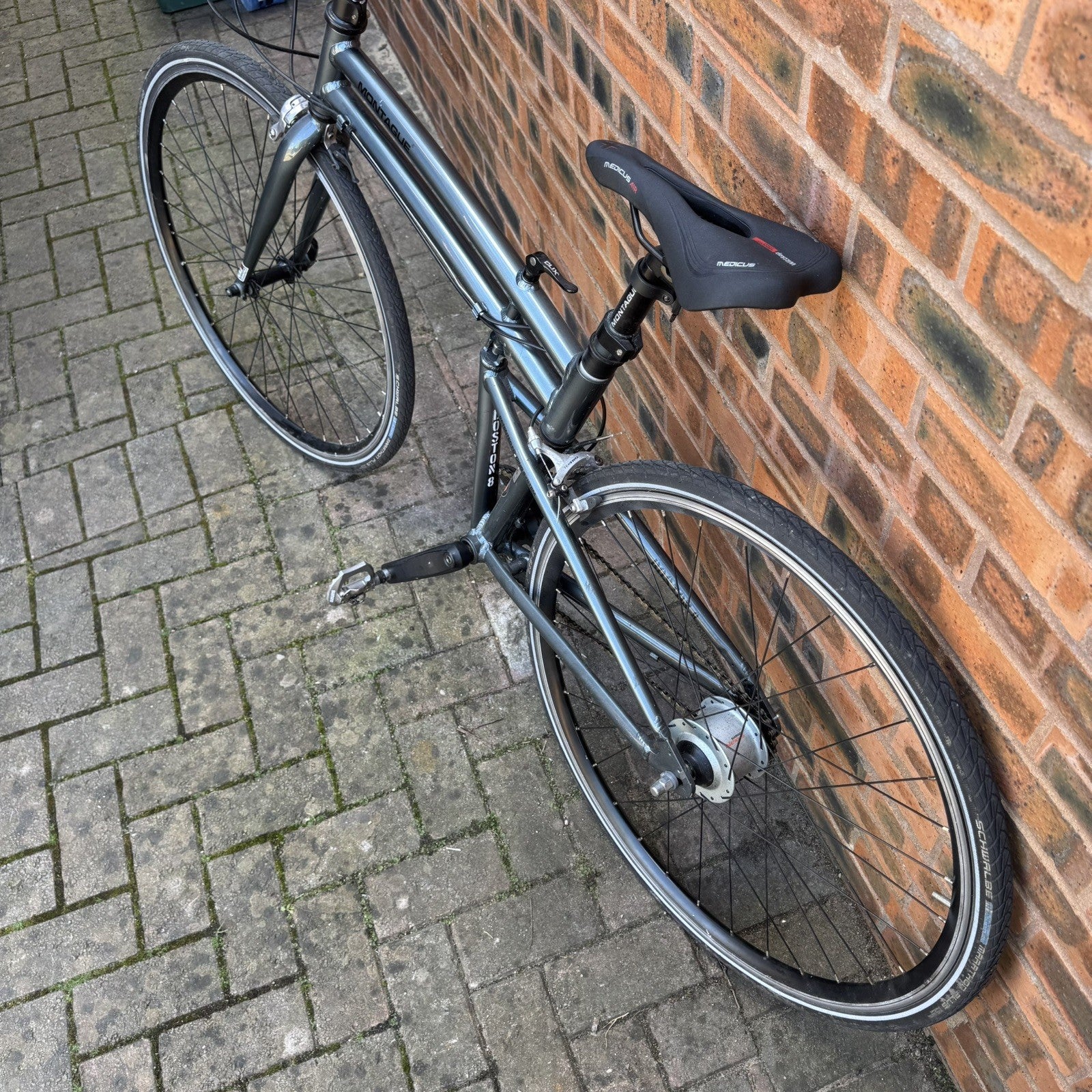 Montague Boston 8 Folding Bike Matt Black Black 19