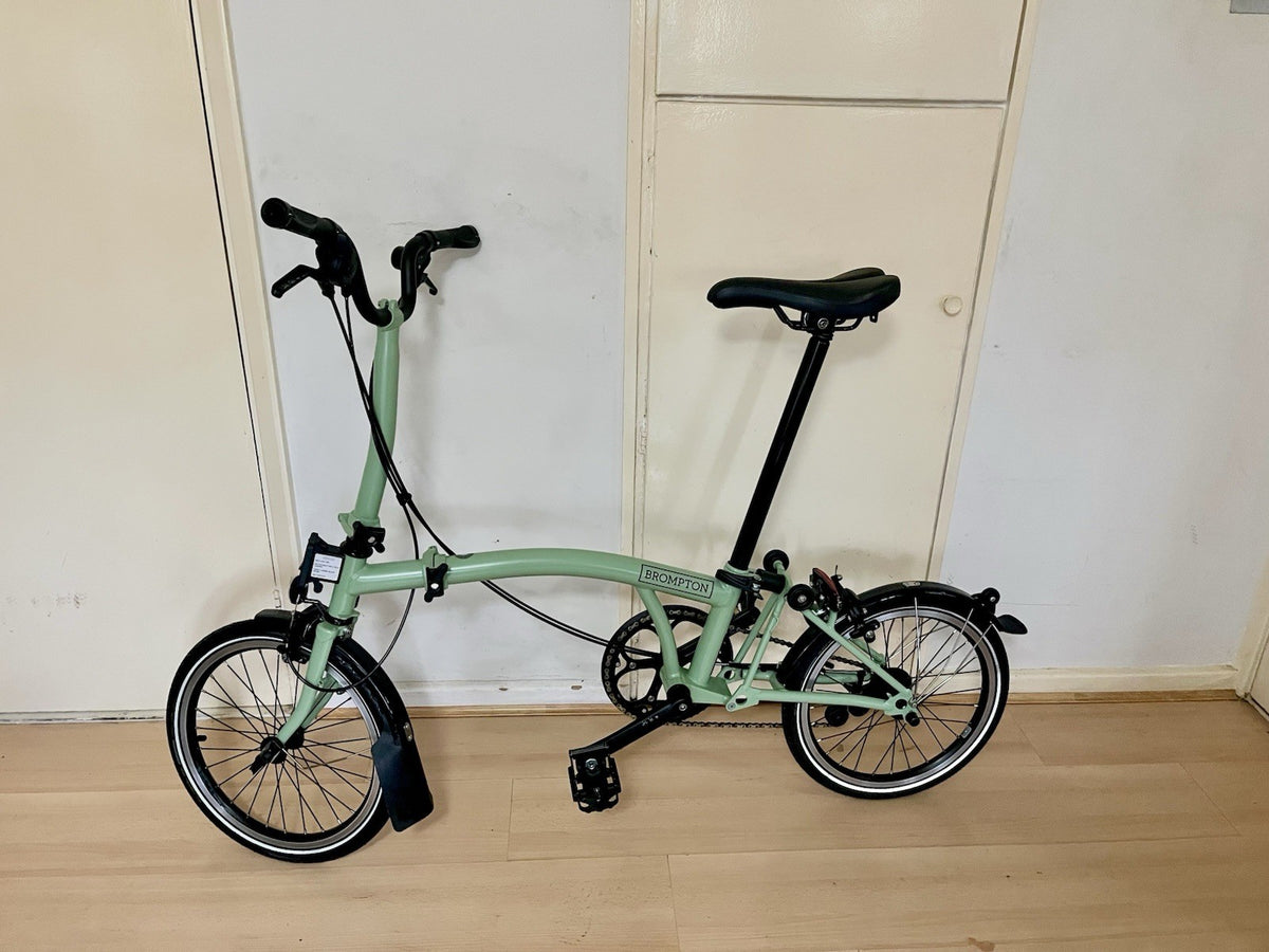 Brompton C Line Urban Folding Bike Matcha Green Excellent Condition