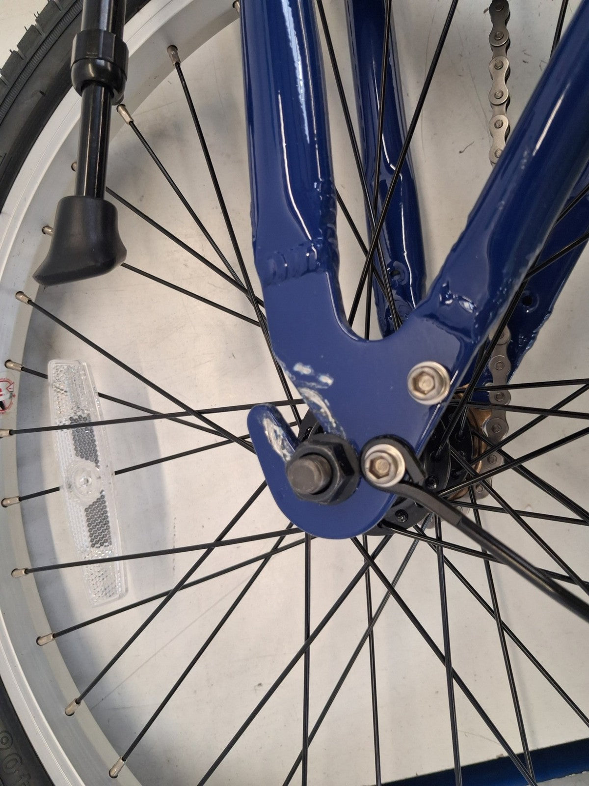 Apollo Tuck Single Speed Compact 14kg Folding Bike - Blue (Scratched/Bent)