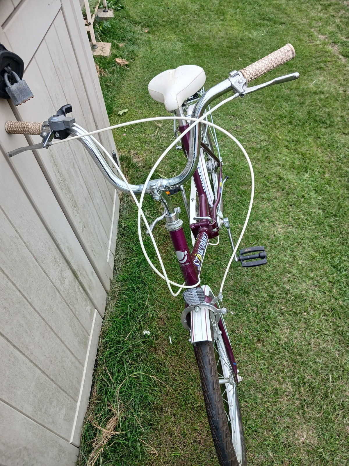Universal Stowaway Folding Bike 3-Speed, 20" Wheels