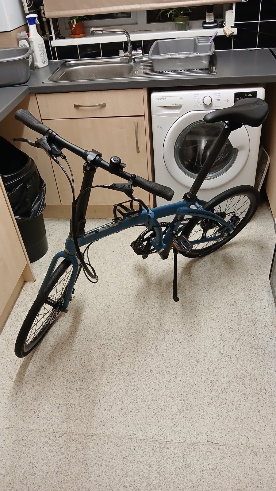 Carrera Intercity Disc 9 Folding Bicycle Blue