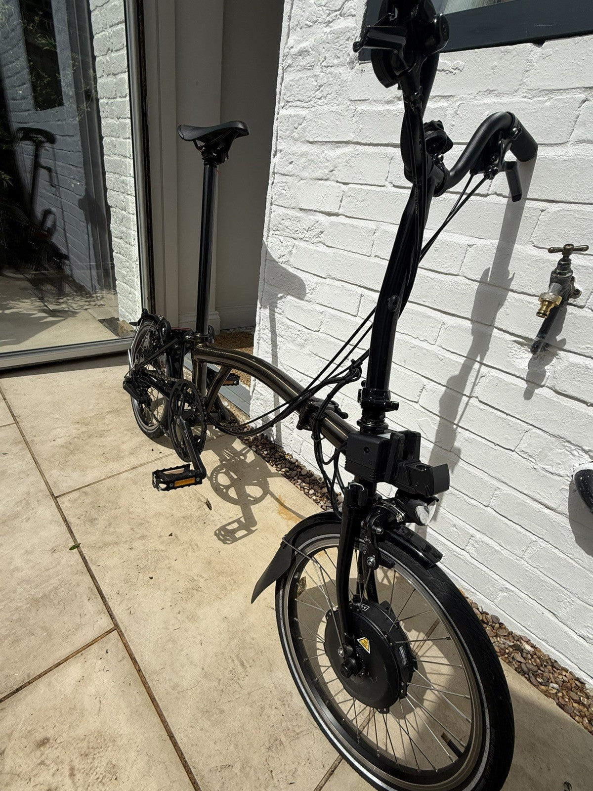 Brompton C Line Electric (M6L) Black Edition - Black Lacquer